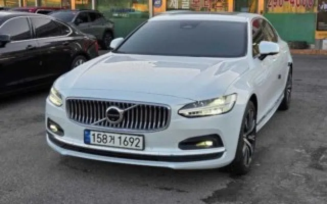 S90 B5 얼티메이트 브라이트 볼보 2023/10 11,532km
